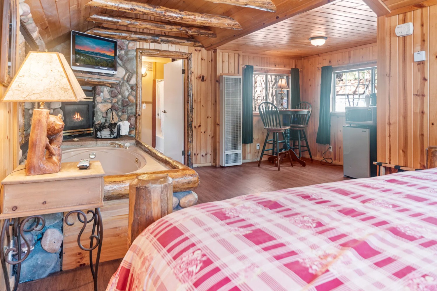 Belclare Cabin interior at The Burgundy — view 4