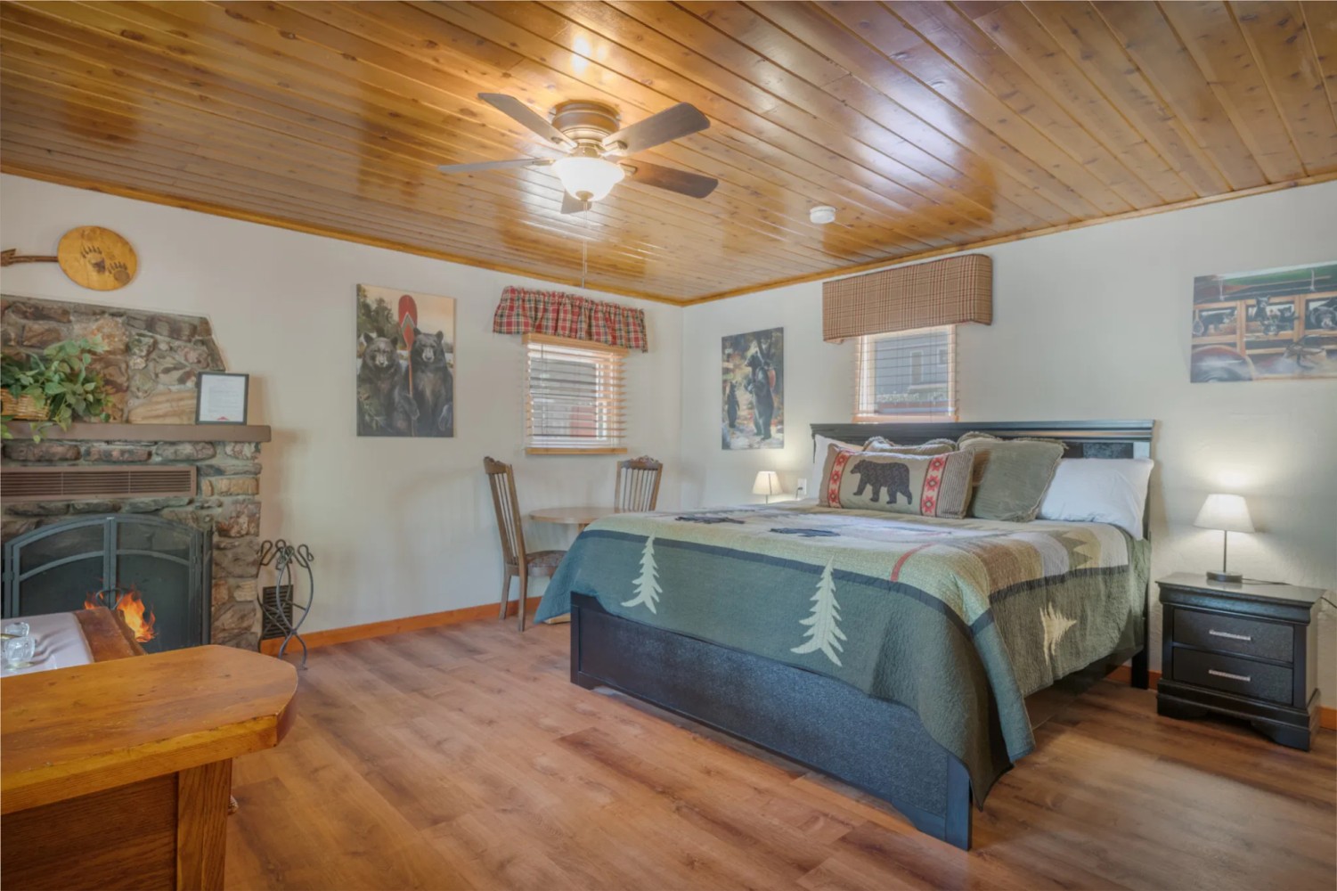 Kozy Cabin interior at The Burgundy — view 5