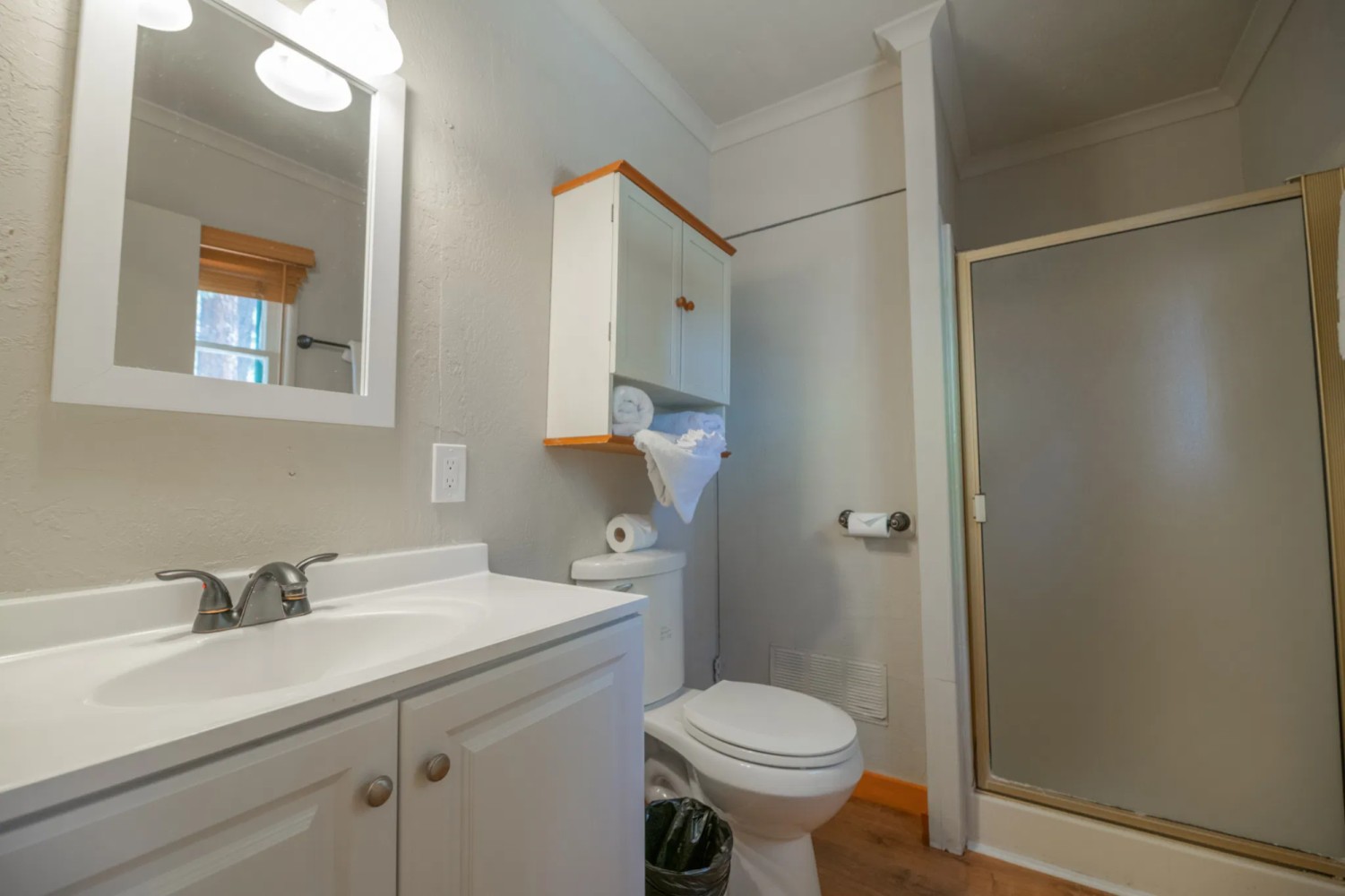 Kozy Cabin interior at The Burgundy — view 6